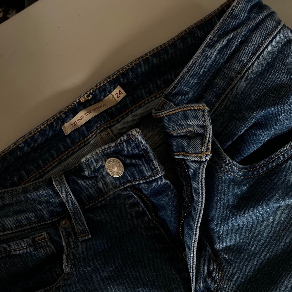 Levi’s high rise skinny jeans